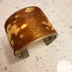 Bracelet cowhide